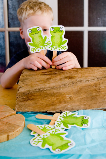 Nursery Rhyme Crafts: 5 Little Speckled Frogs