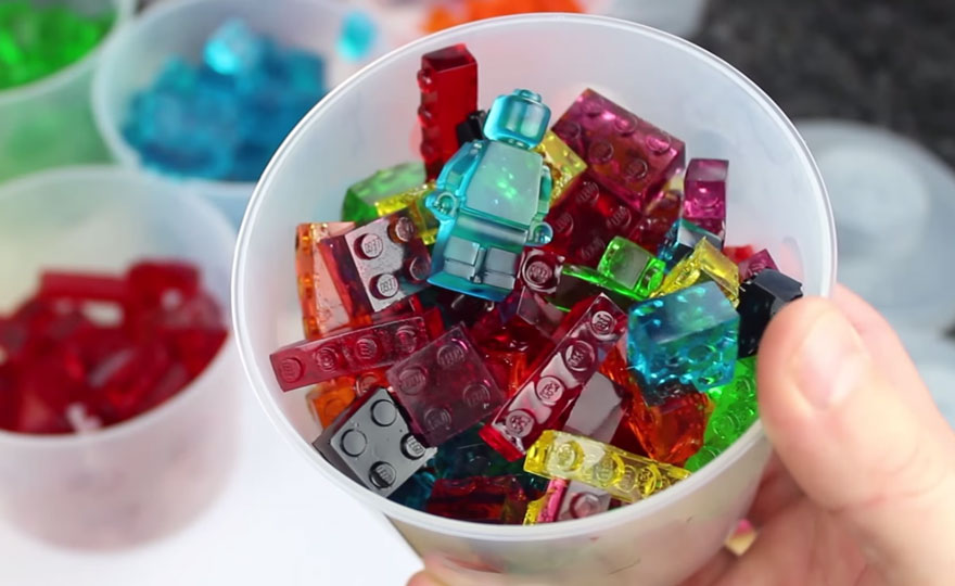 How to make Edible Lego Bricks – Great Lego Party Idea