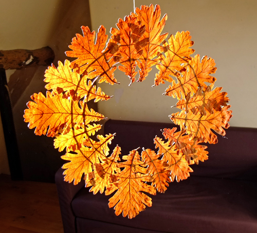 Simple Leaf Wreath for Fall