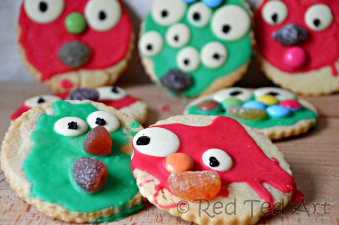 Adorable Monster Cookies - love how child friendly these are to make and how you only use chocolate buttons for the eyes.. no need to find edible googlys