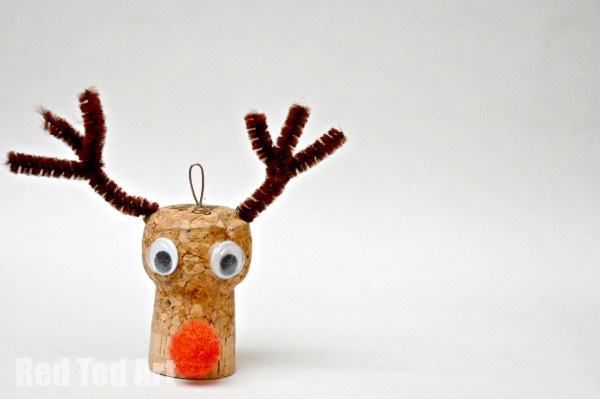 Cute-little-Rudolph-Ornament-super-quick-and-easy-to-make
