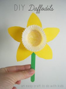 DIY-daffodils_cupcake