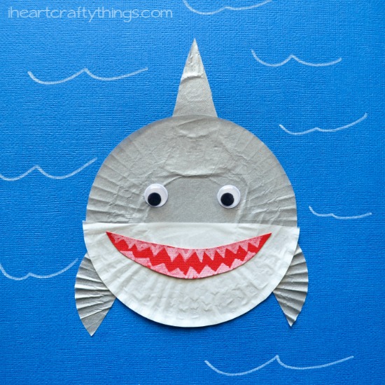 SHARKS – cupcake liner shark kids craft