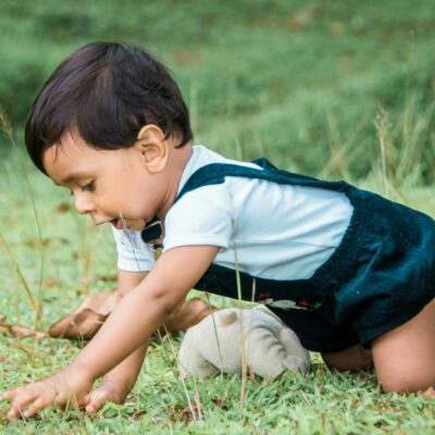 The Ultimate Guide to Eco-Friendly Baby Clothing Essentials