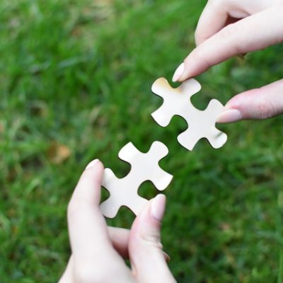 How Do You Avoid Breaking Pieces When Building a Wooden 3D Puzzle?
